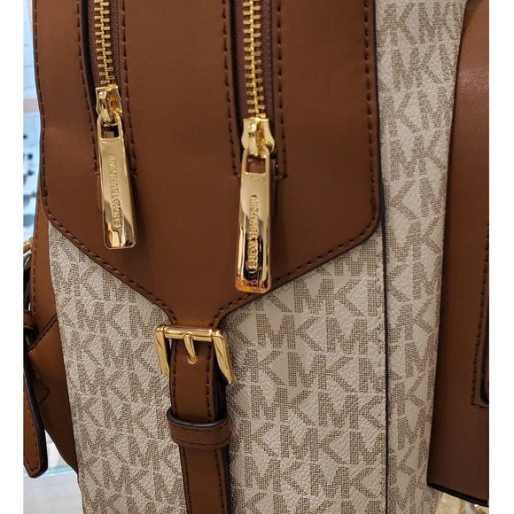 Michael Kors Backpack Jaycee Large Zip Pocket Backpack Vanilla Acorn available - Picture 3 of 5